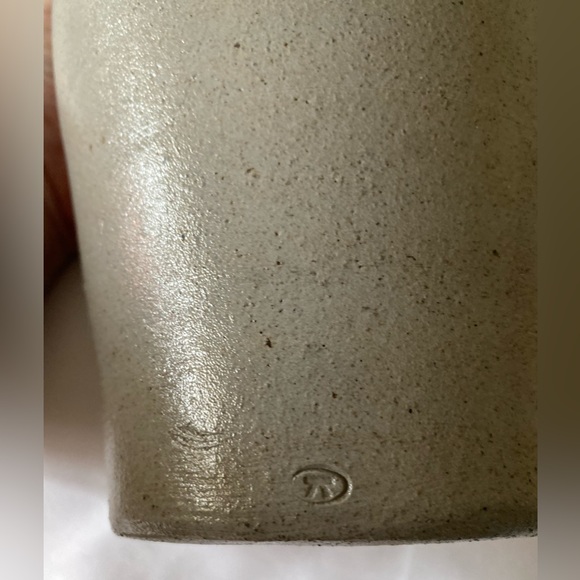 EUC Rockdale Union Pottery Vase Anniversary Collectors Edition Salt Glazed Grape - Picture 5 of 9